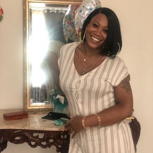 Meet your Posher, Jillian